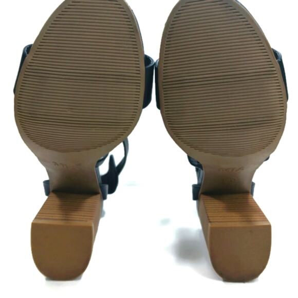 SS1404 EUC Mia Sandals size 8.5M - Picture 7 of 9